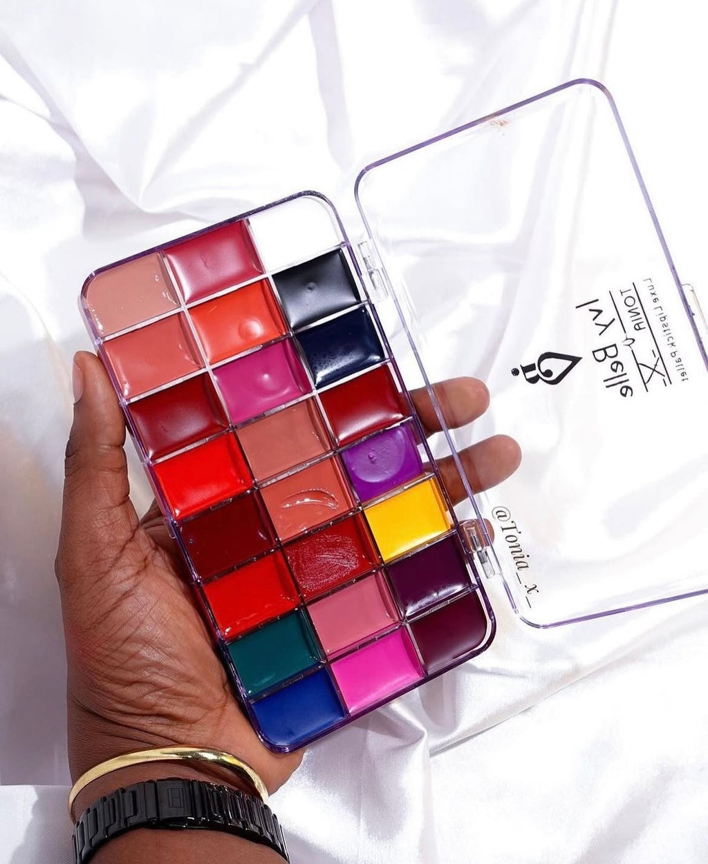 Flawless Ivy Belle x Tonia Lip Palette