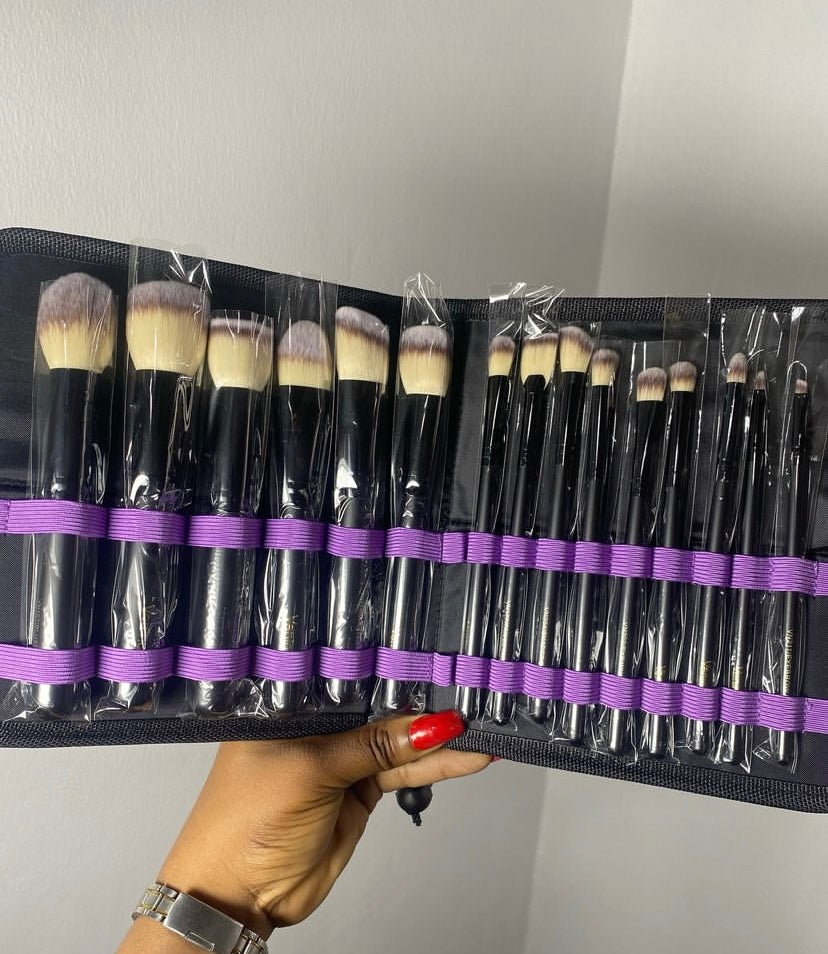 Veninow/Kaizm 15 piece Brush Set